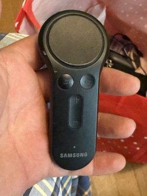 Samsung Gear VR ET-YO324 Black Bluetooth Wireless Portable Remote Controller