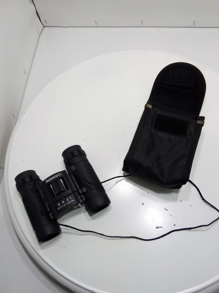 Bushnell 8 x 21 Compact Binoculars plus case 392 ft at 1000 yards  - Image 2 of 4
