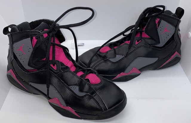 jordan true flight grey and pink