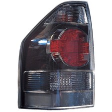 Feu arrière Mitsubishi PAJERO
