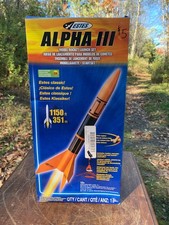 ESTES  ALPHA III FLYING MODEL ROCKET LAUNCH SET New in Open Box