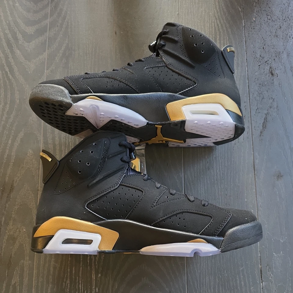 Talla 10.5 - Jordan 6 Retro Defining Moments 2020 Foto 2 de 4