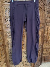 Athleta La Viva Pants Size 2 Plum Jogger Ruched Drawstring Ankle, Pockets Flaw