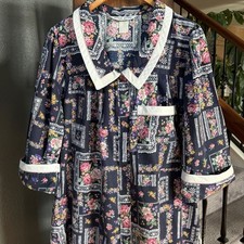 VTG Models Coat House Dress Patchwork Floral Blue Pink Snap Buttons Pockets