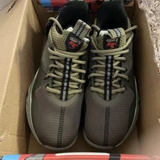 AND1 Attack 3.0 Mens Basketball Shoes Court Sneakers for Men 5.5 or Women 7