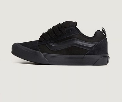 Vans Knu Skool Shoe Size 8.5 Suede Black/Black VN0009QCBKA