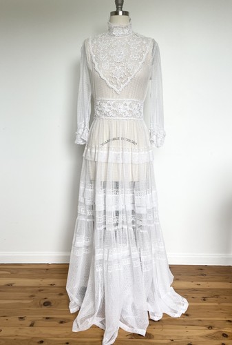 Antique Edwardian Irish cotton lace vintage wedding dress XS