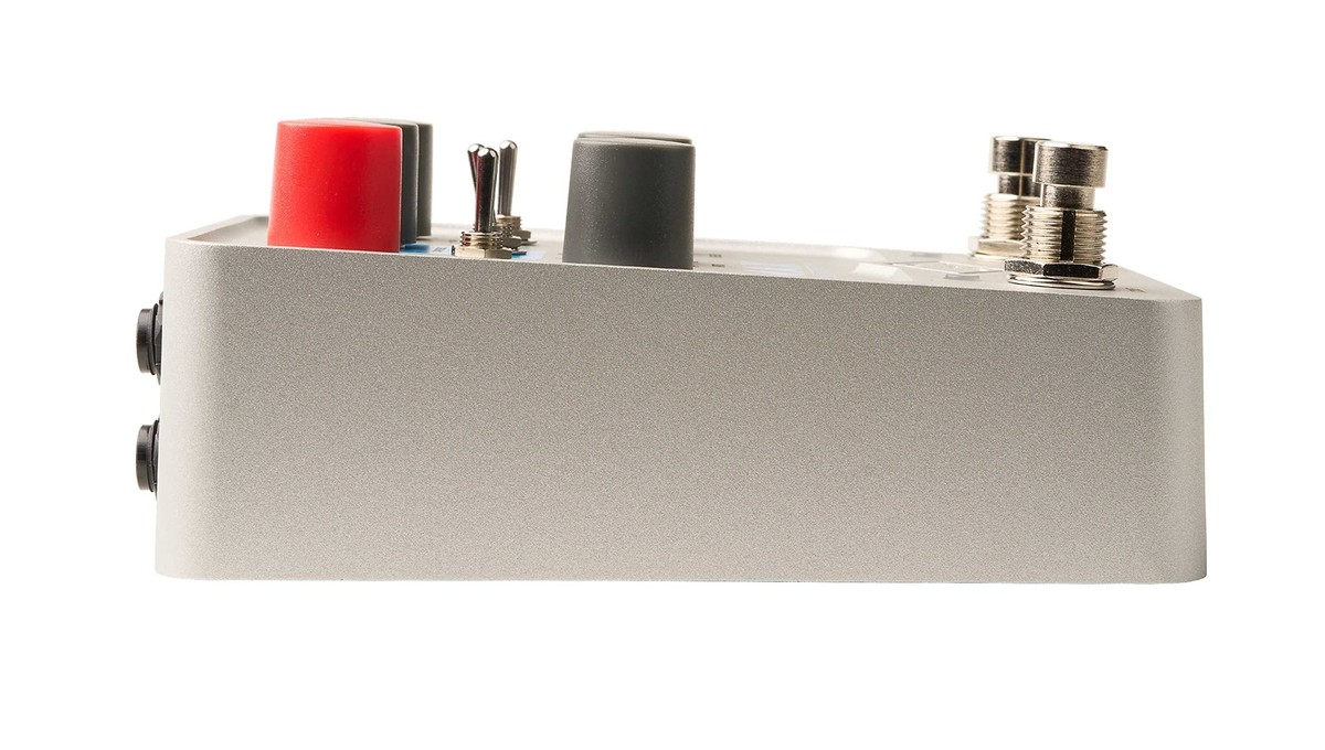 UNIVERSAL AUDIO UAFX MAX PREAMP AND DUAL COMPRESSOR Compressor