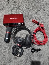 Focusrite Scarlett 2i2 Studio 2nd Gen USB Aud...