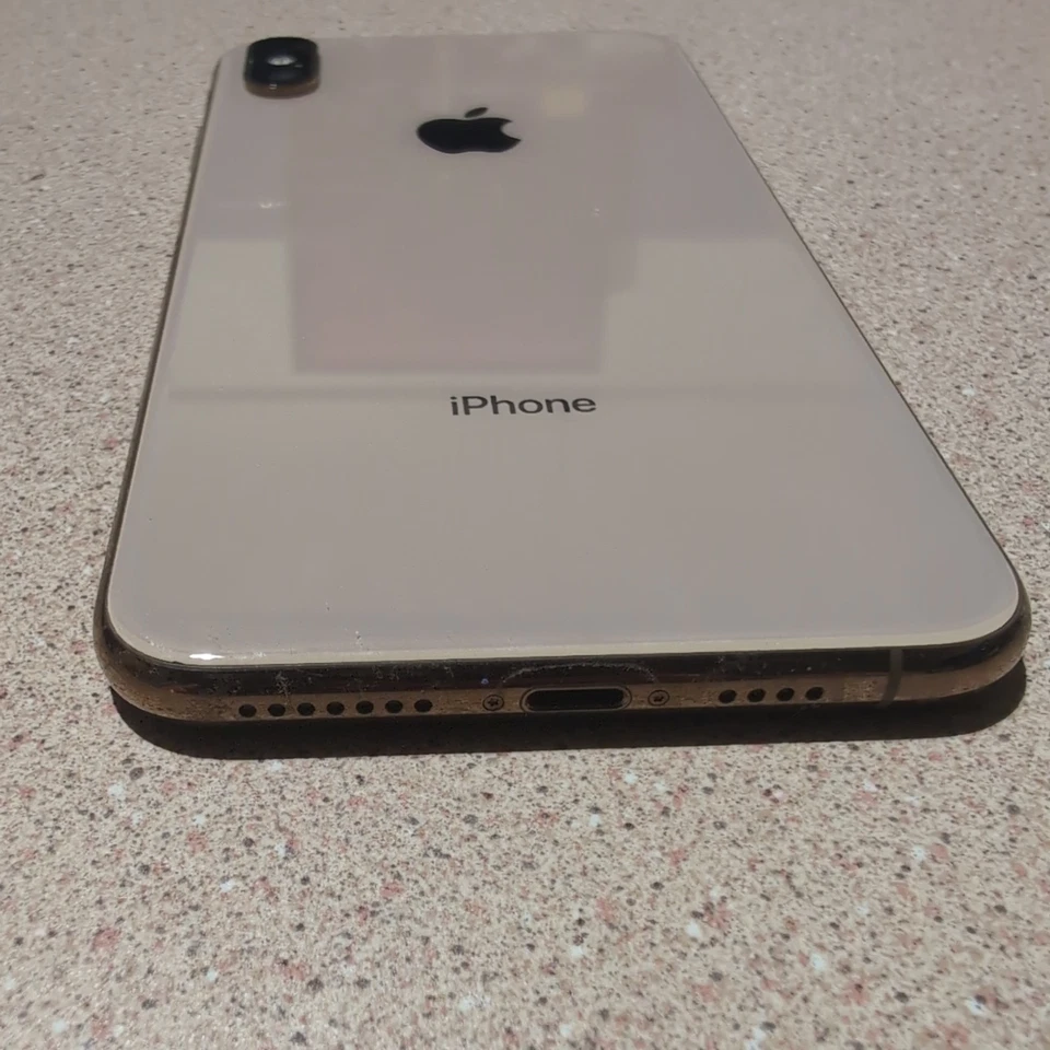 Apple iPhone XS MAX 256 GB Unlocked Used Good Condition - Image 4 of 4
