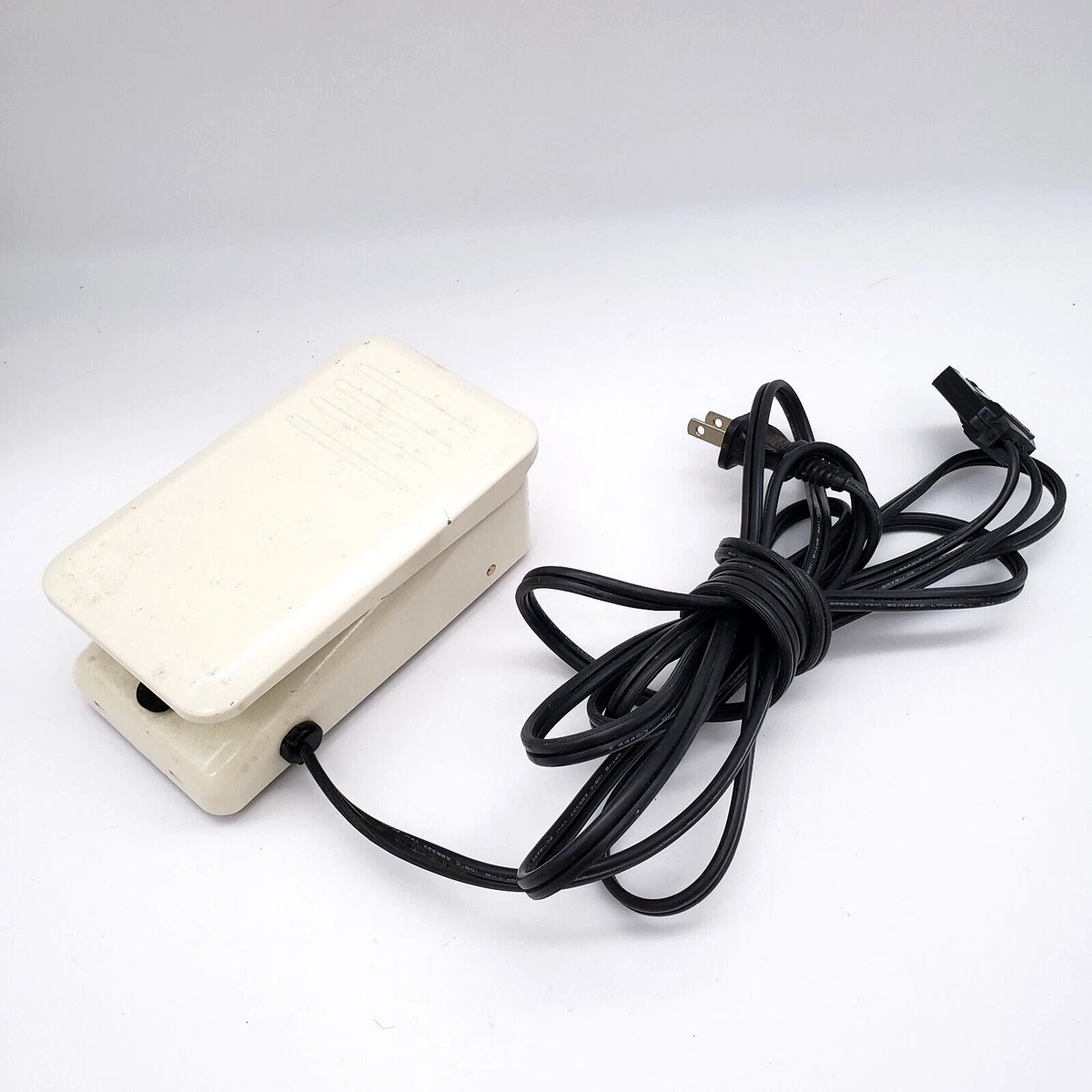 Singer Sewing Machine Foot Pedal 704E Dixon's Vacuum and Sewing
