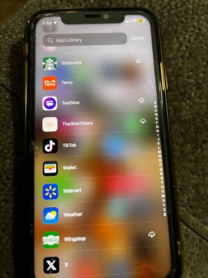 Apple iPhone XR - 64 GB - Red (Unlocked)