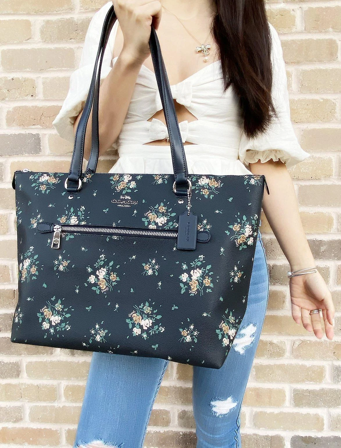 Borsa Coach Gallery grande con stampa bouquet di rose #91023