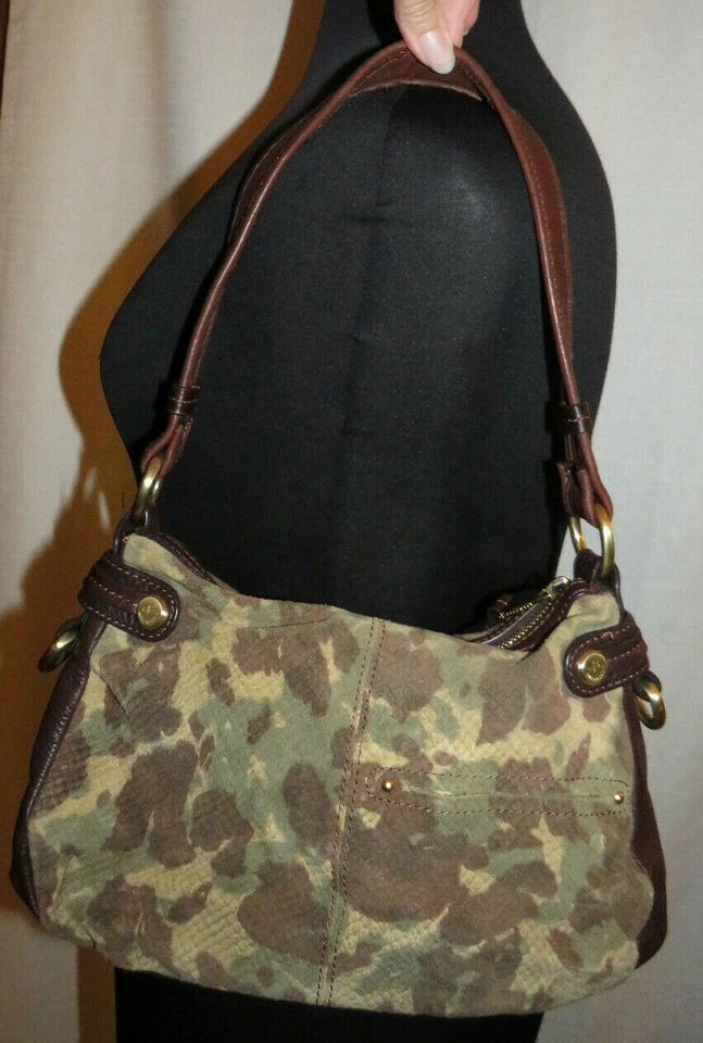 B. Makowsky camouflage print leather purse, good used condition - Image 4 of 4