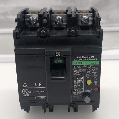 Interruttore Fuji EG33C 20A 3P 1PZ nuovo spedizione celere - Foto 1 di 4