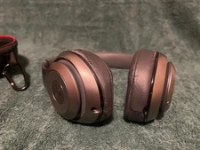 Beats by Dr. Dre Studio 2 Wireless Over Ear Bluetooth Headphones B0501 Working!