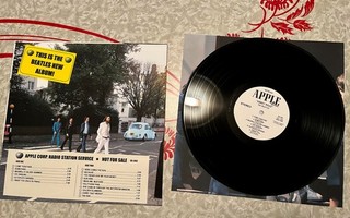 Beatles Alt. ABBEY ROAD album with promo banner Hype Sticker