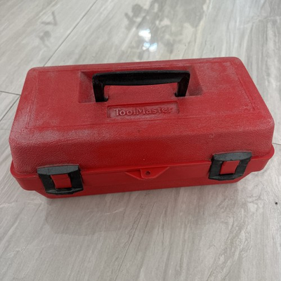 #ad Toolmaster Red amp; Black Tool Box W Removable Tote Latch amp; Handle 15 Inch Vintage $49.98