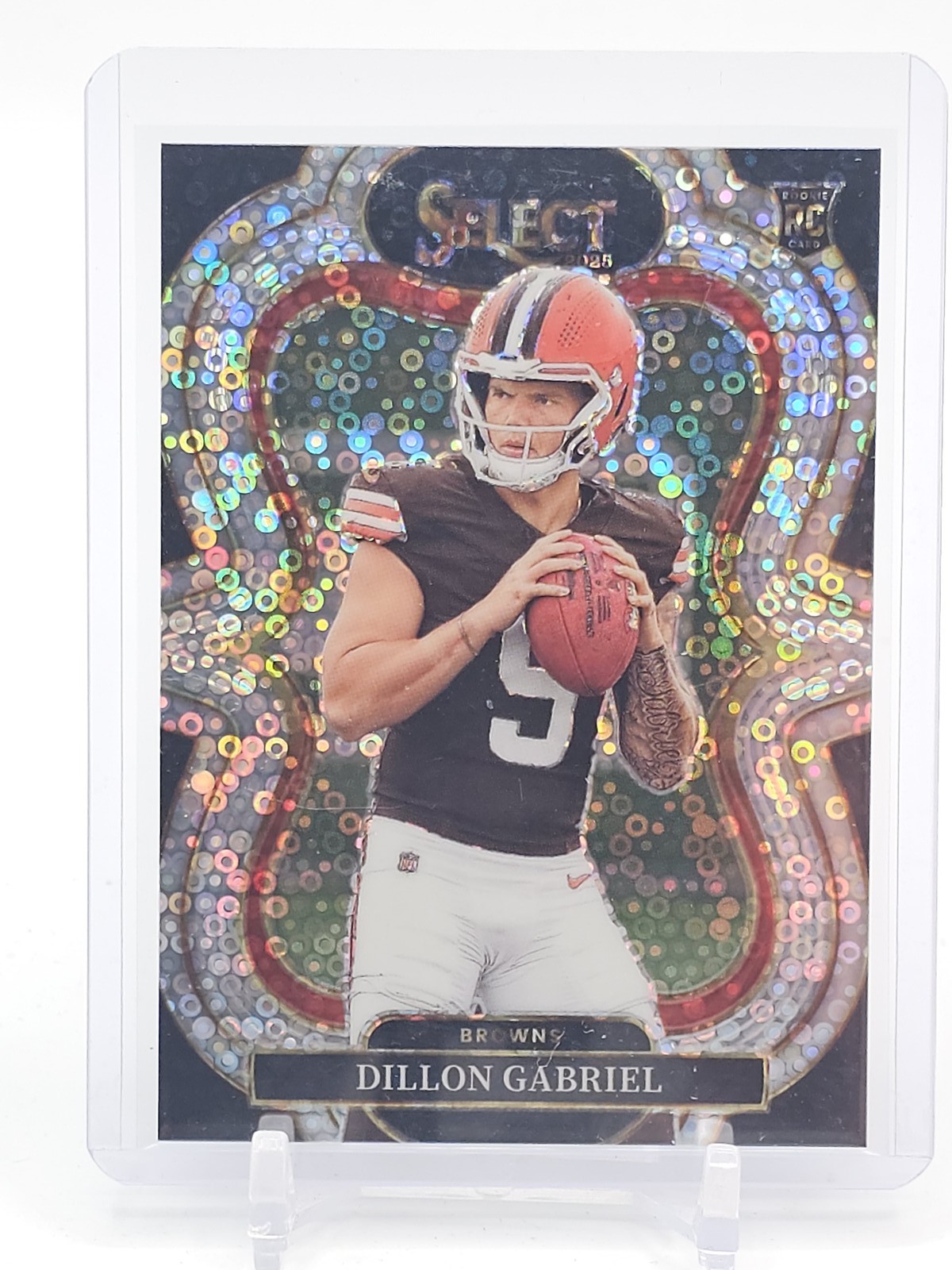 DILLON GABRIEL 2025 SELECT SUITE LEVEL ROOKIE DISCO PRIZM #355 BROWNS Q4832