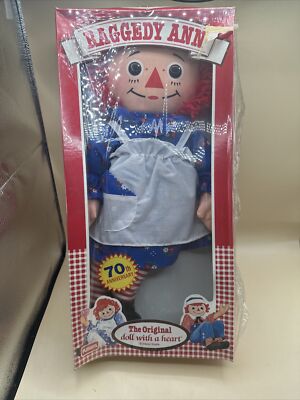 Hasbro Raggedy Ann Cloth Rag Doll 17 Inch Year 1996 By Johnny Gruelle 70105