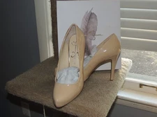 NIB Jessica Simpson high heels JS-Parisah  Stilettos size 8.5 8 1/2 Beige