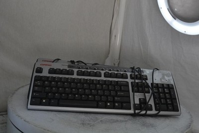 Lot of 2* COMPAQ sdm4700p 265987-008 Vintage Wired Keyboard PS2 SEE NOTES
