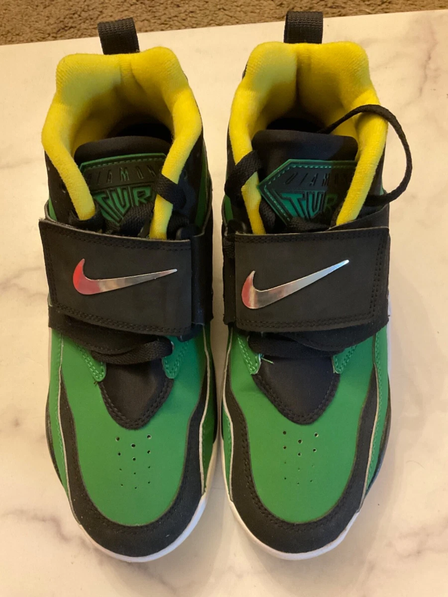 Size 10.5 Nike Air Diamond Turf \'Oregon Ducks\' 2013 309434-302 Men main image 3