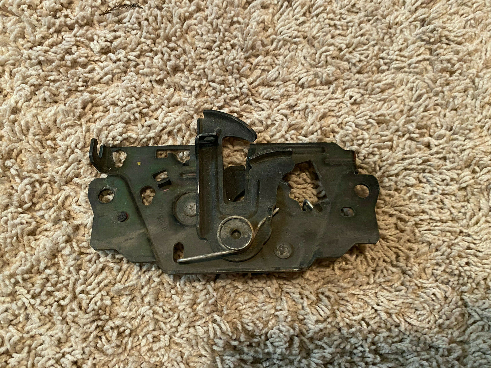 2012 2018 Ford Focus Hood Latch eBay