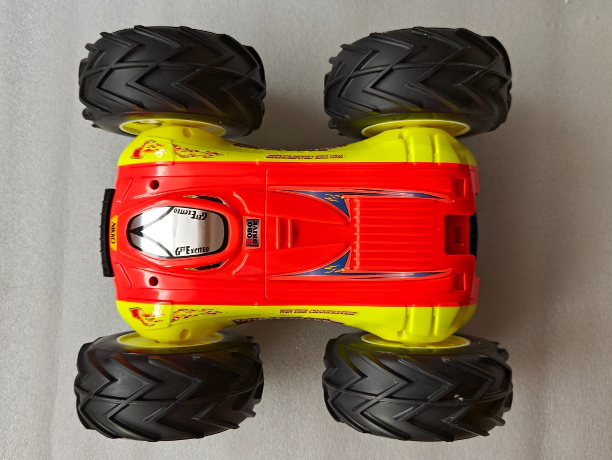 Nikko ROBO DRIVE R/C 1:18 Radio Control Stunt Car Vintage 1990s