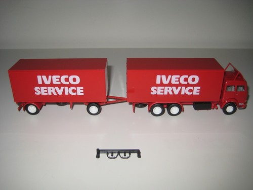 Herpa H0 810420 - Camión Iveco SZ con remolque "Iveco Service" - Imagen 5 de 12