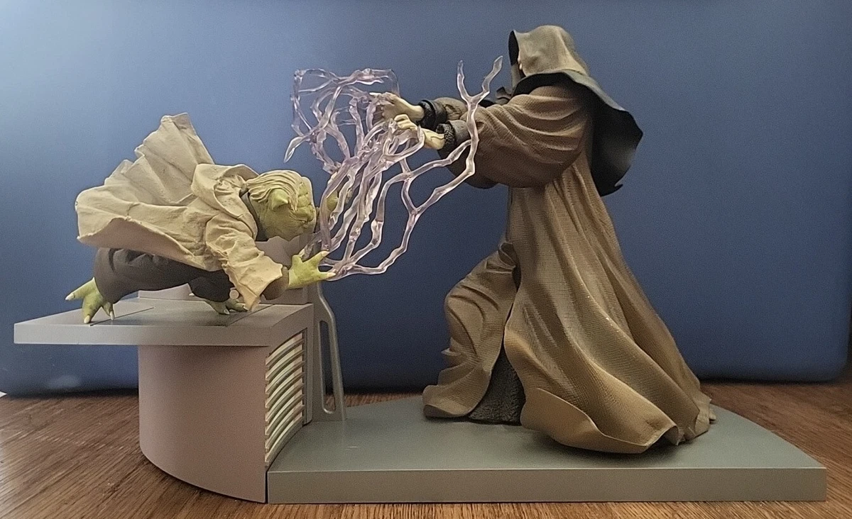 KOTOBUKIYA Emperor Palpatine Star Wars Action Figures