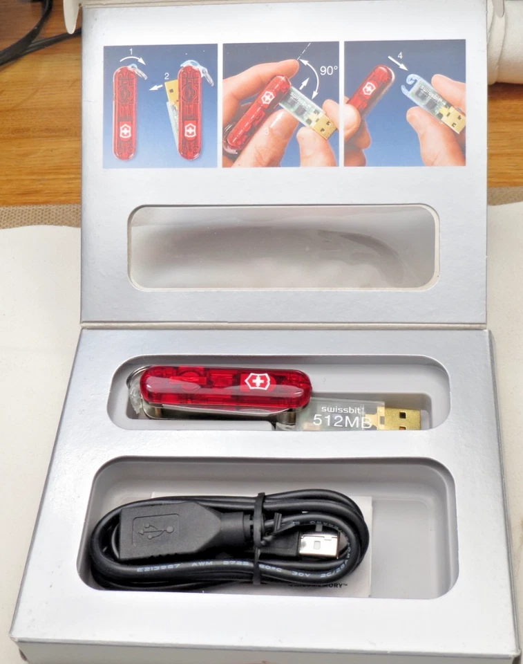 Victorinox Swiss Army 58 мм классический нож старше SWISSMEMORY - 512 MB USB-накопитель - Изображение 2 из 4