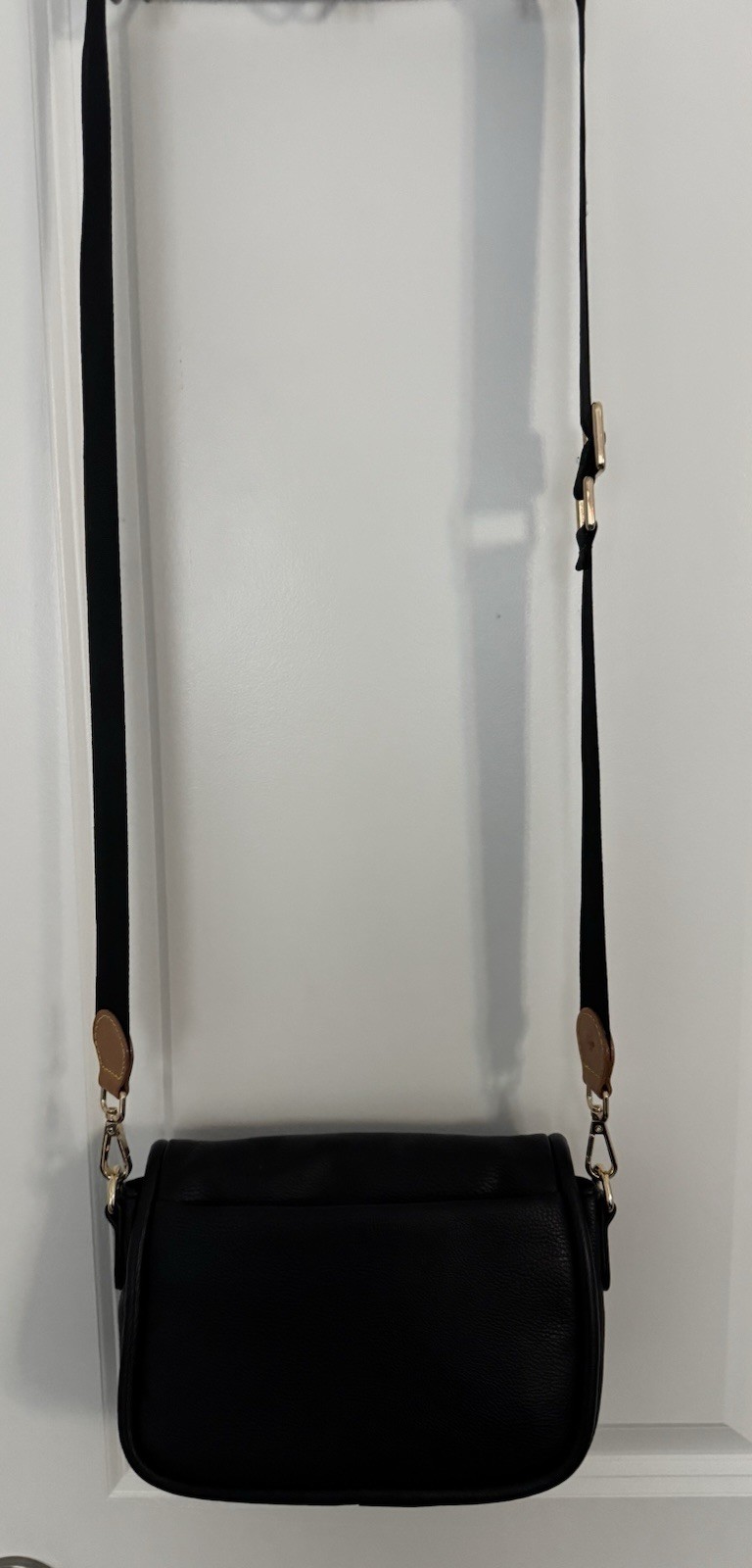 TARGET Universal Thread Soft Saddle Crossbody Bag… - image 4