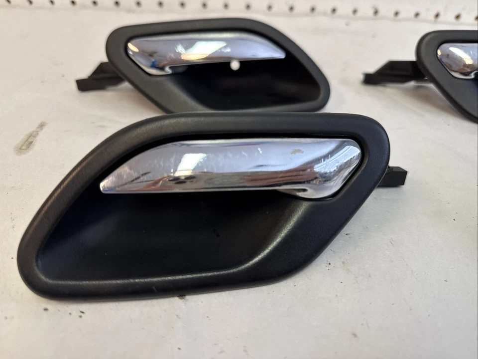99 manijas de puerta interiores BMW E39 528i OEM Foto 2 de 4
