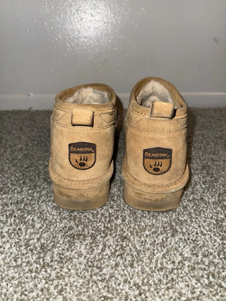 Bear Paw Shorty Platform Boots Size 8 - Image 2 of 4