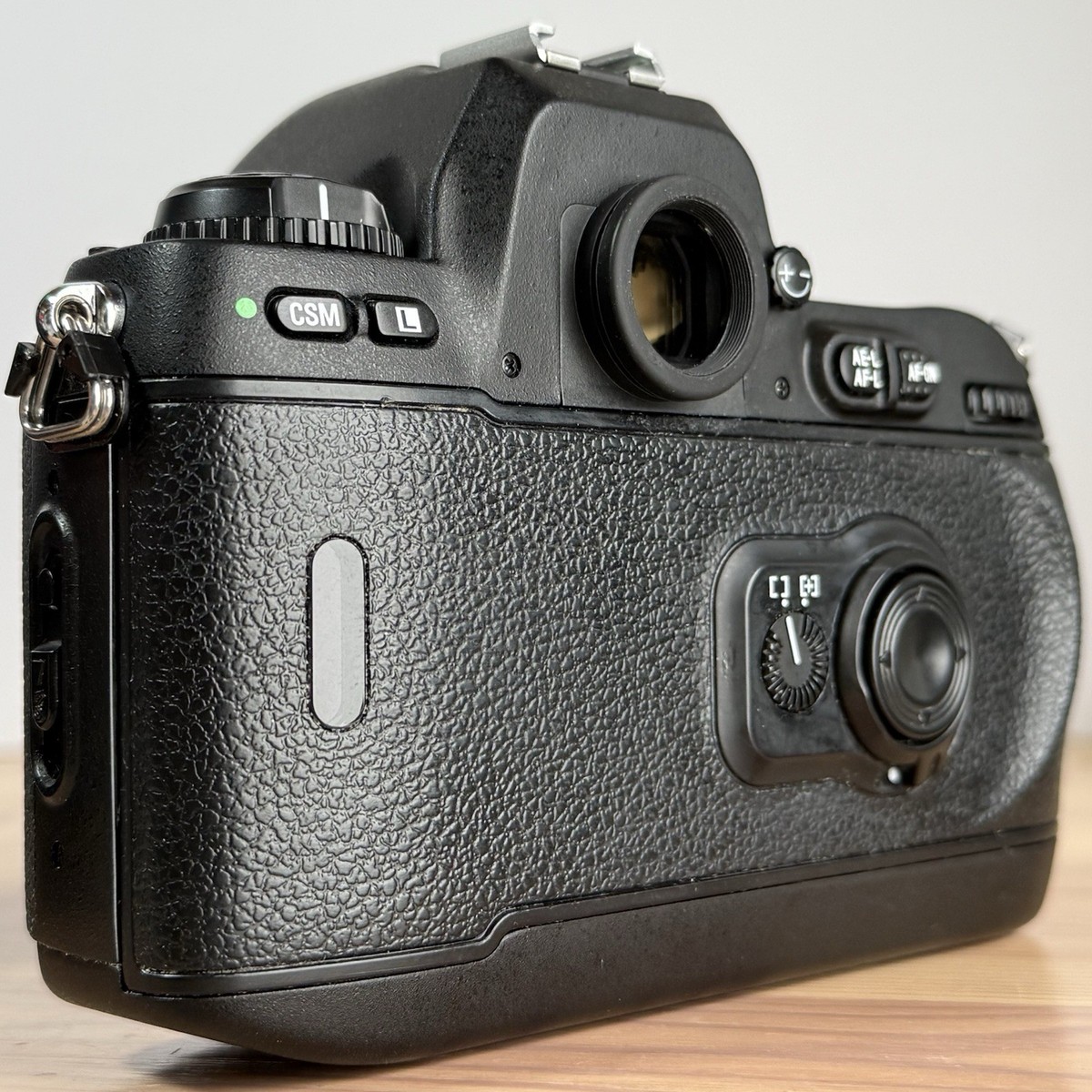 AS IS] Nikon F100 35mm SLR Film Camera Black Body From JAPAN