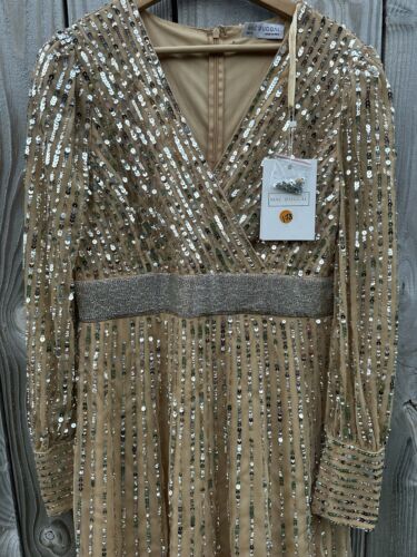 Mac Duggal Size 12 Sequin Embellished Sleeveless Gown Silver Champagne, $598 - Picture 12 of 21