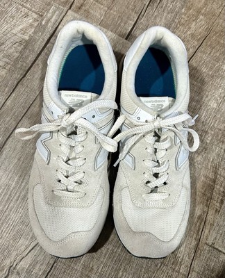 Women s New Balance Classic 574 Sneakers WL574EVW Sz 11 Nimbus Cloud W/White EC