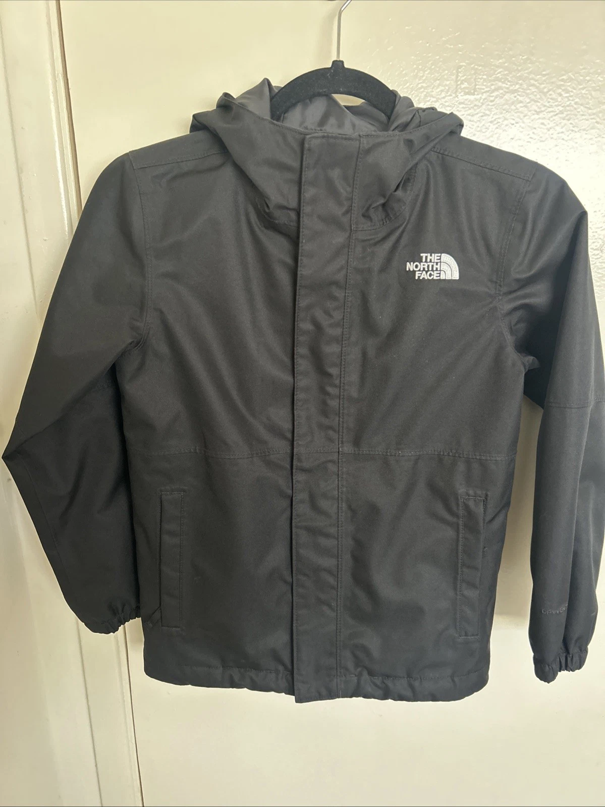 The North Face Boys Hooded Lightweight Black Jacket Sz S 7/8 Windbreaker Outdoor
