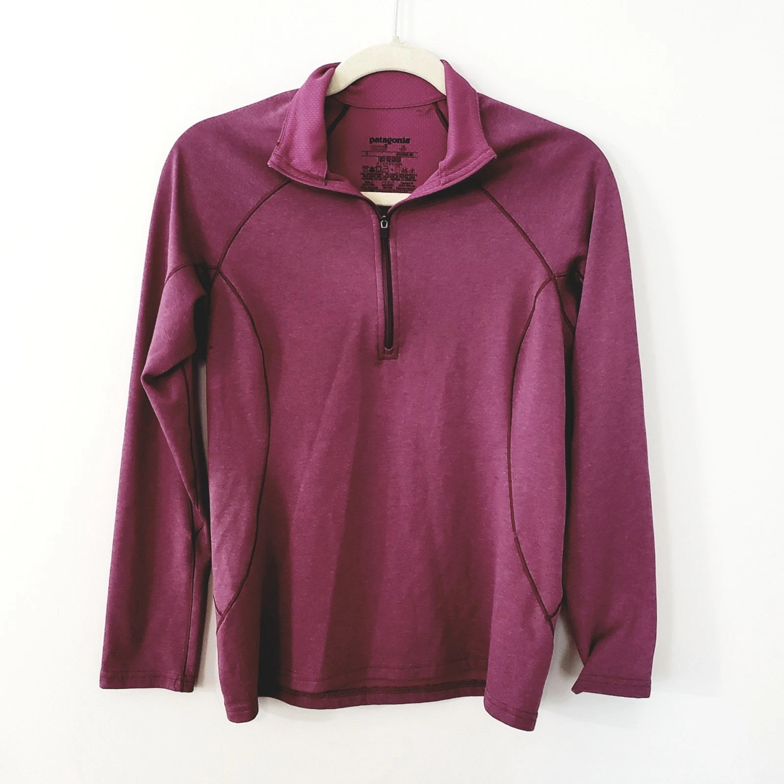 Patagonia Capilene 3 Midweight 1/4 Zip Pullover Base Layer Top SM Purple Women