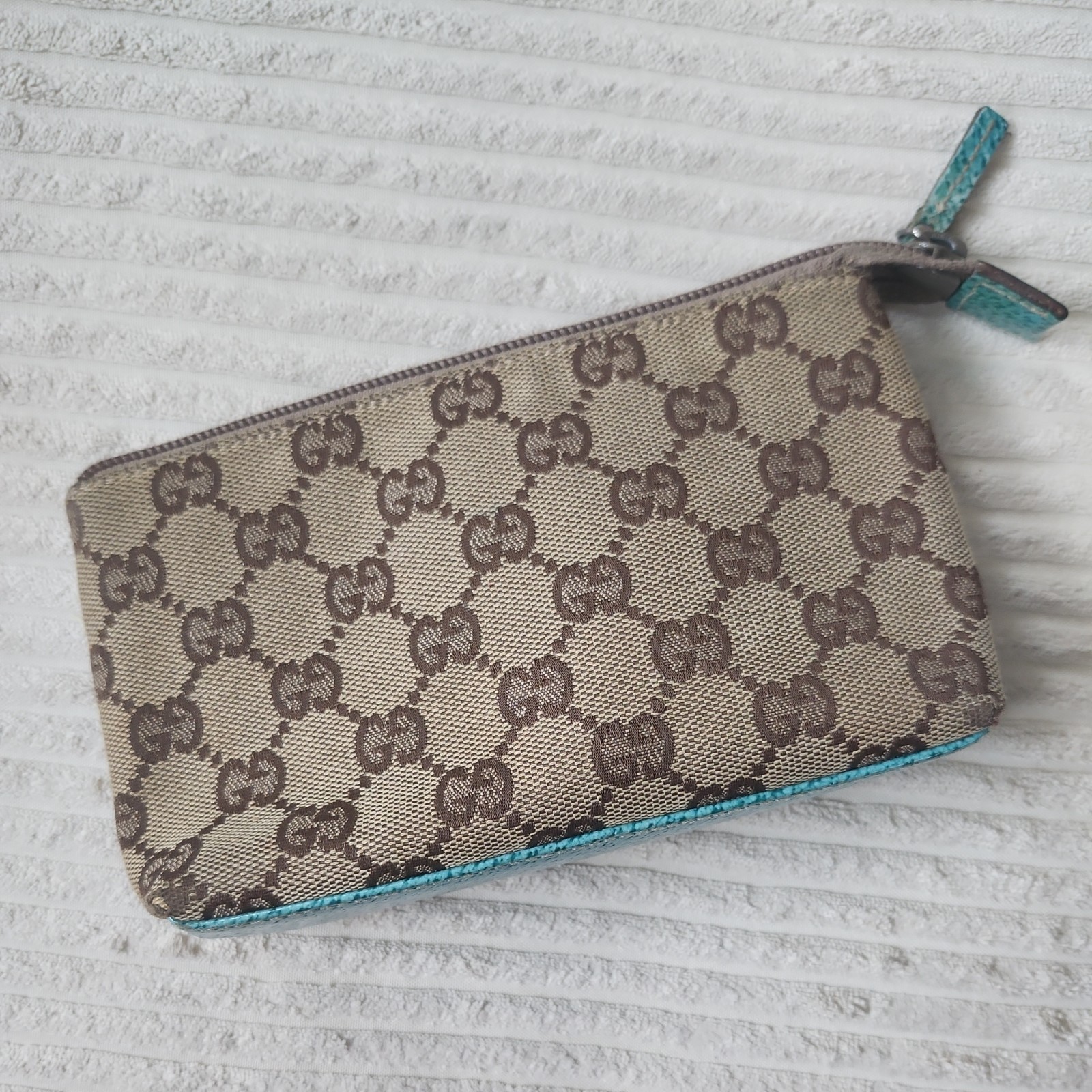GUCCI GG Canvas Pouch