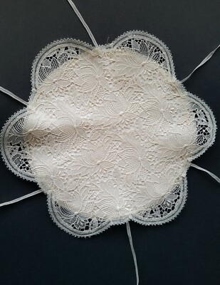Belgian Lace Bread Warmer Floral Vintage Roll Holder Scone Muffin Server UNUSED