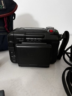 未使用 新品 SONY Handycam CCD-SC55 Hi-8 📹📼 Sony CCD-SC55 (1996) Video Hi-8 - YouTube