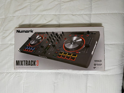 Numark Mixtrack 3 DJ Controller