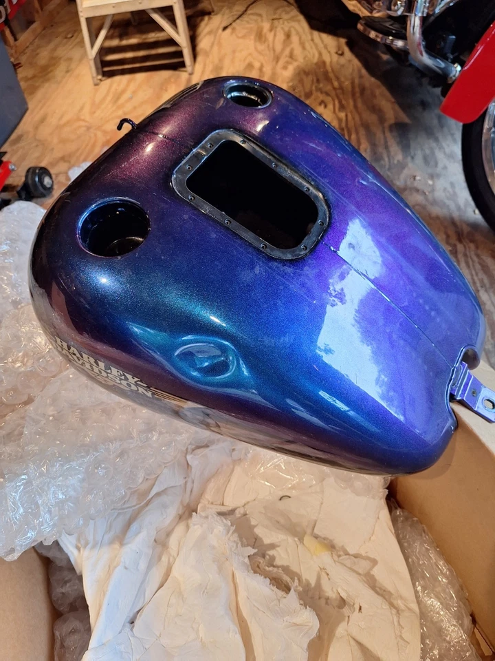 Harley Davidson tanque de combustible de 2010 FLSTF FAT BOY Foto 4 de 4