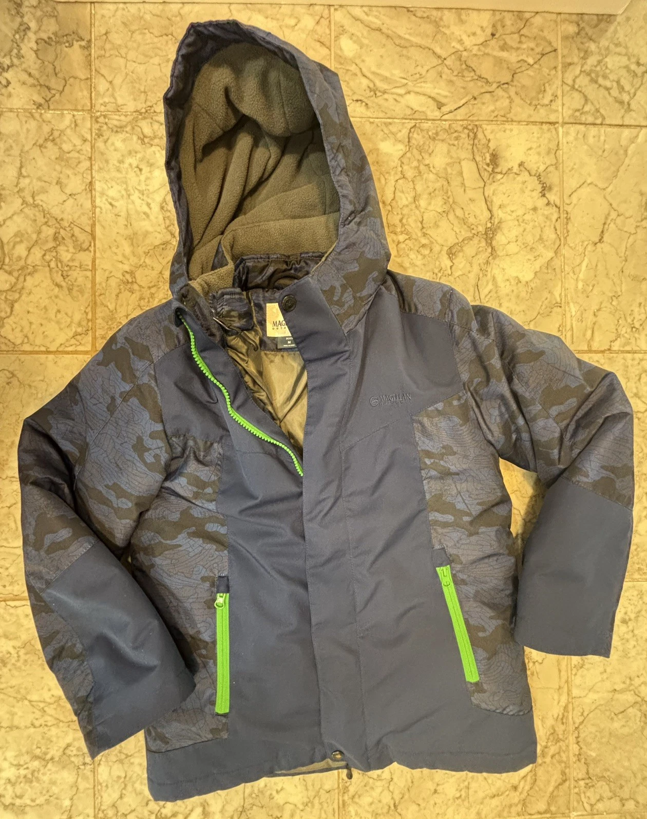 Magellan Outdoors Boys Medium Blue Camo Hooded Jacket Winter Coat 2-1