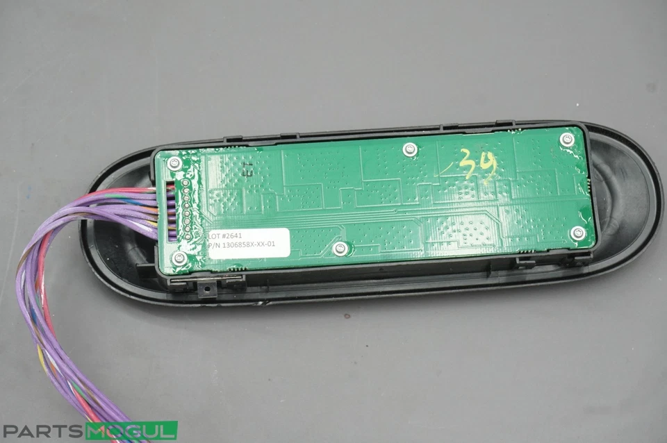 Unidad de módulo indicador de lámpara de carga eléctrica Fiat 500 2013-2019 1306858X OEM Foto 2 de 4