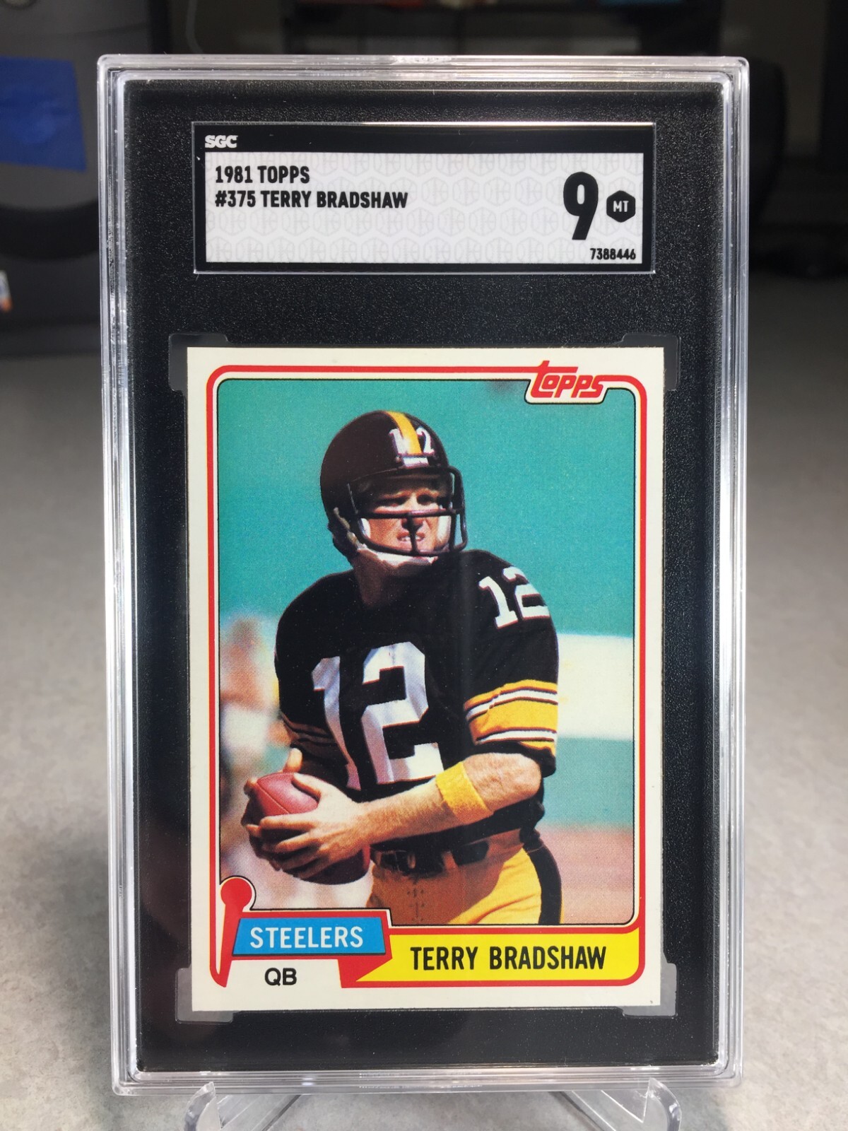 1981 Topps Terry Bradshaw #375 - SGC 9 - Pittsburgh Steelers