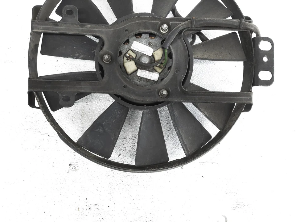 Saab 9000 1986-1998 2,3 L CA condensador ventilador motor y cubierta 7598980 Foto 3 de 4
