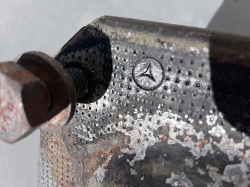 1981 Mercedes Benz W123 240D Front Lower Control Arm Guide Rod Mount Joint OEM - Picture 13 of 14